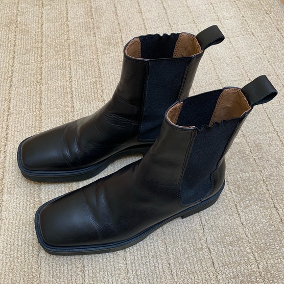 SOLD - ZARA Leather Ankle Boots Square Toe - Picture 4 of 5